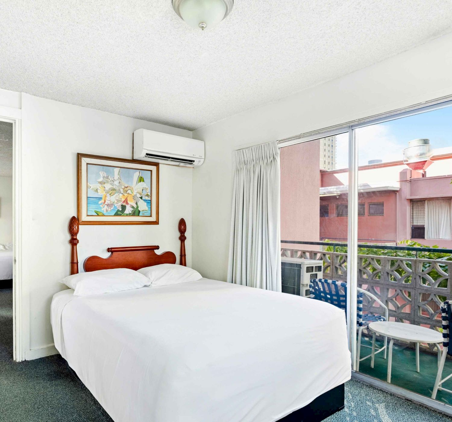Royal Grove Waikiki